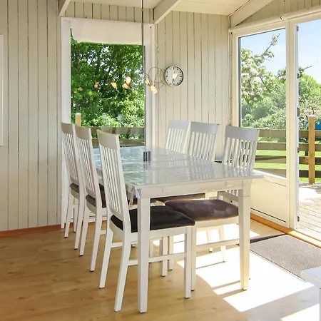 Holiday home Hus 24 *